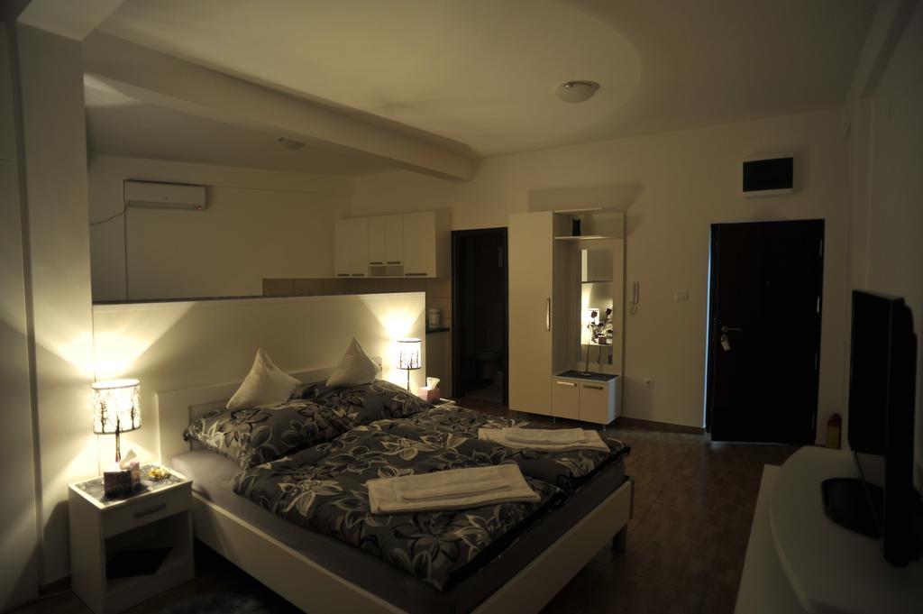 Apartment Jovana Nikšić Kamer foto