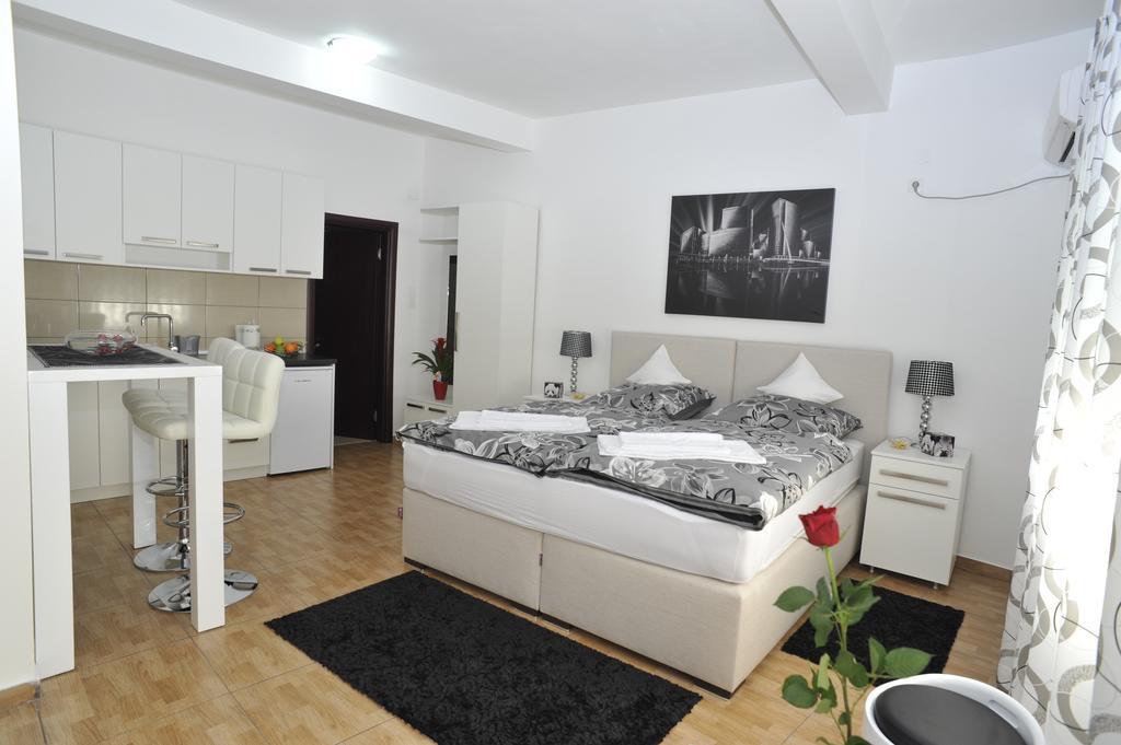 Apartment Jovana Nikšić Kamer foto
