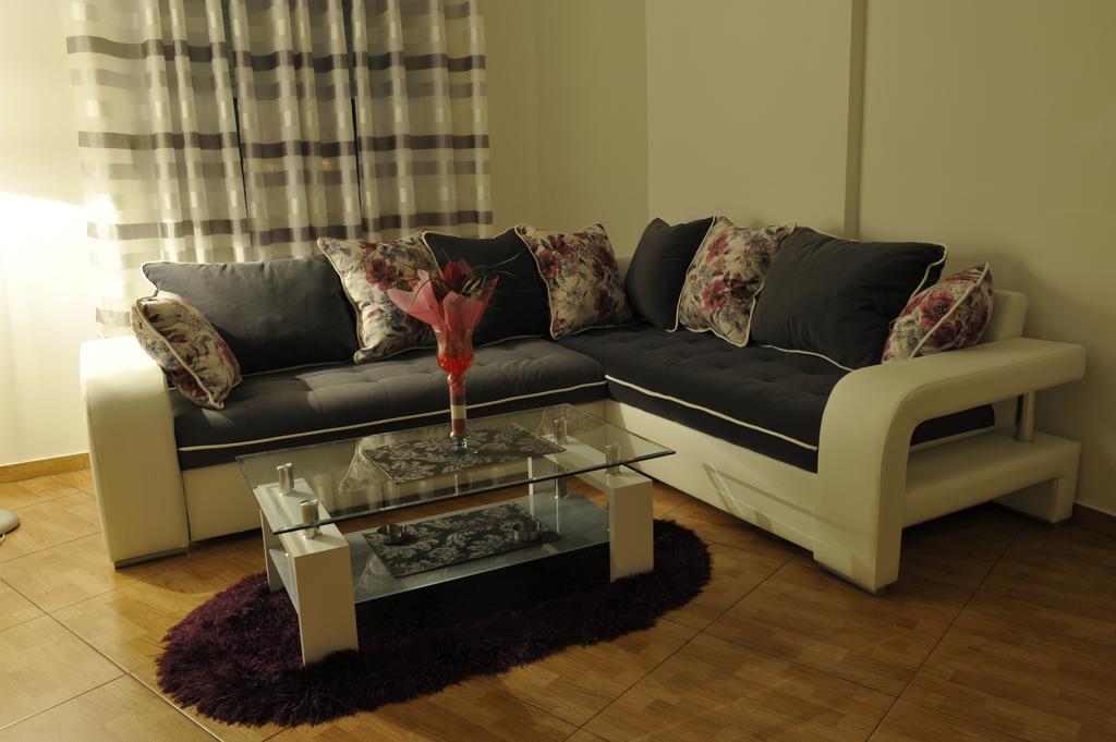 Apartment Jovana Nikšić Buitenkant foto