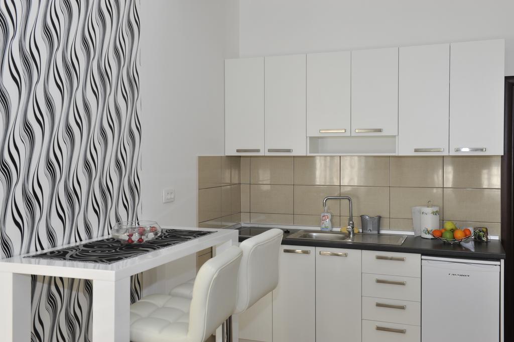 Apartment Jovana Nikšić Kamer foto